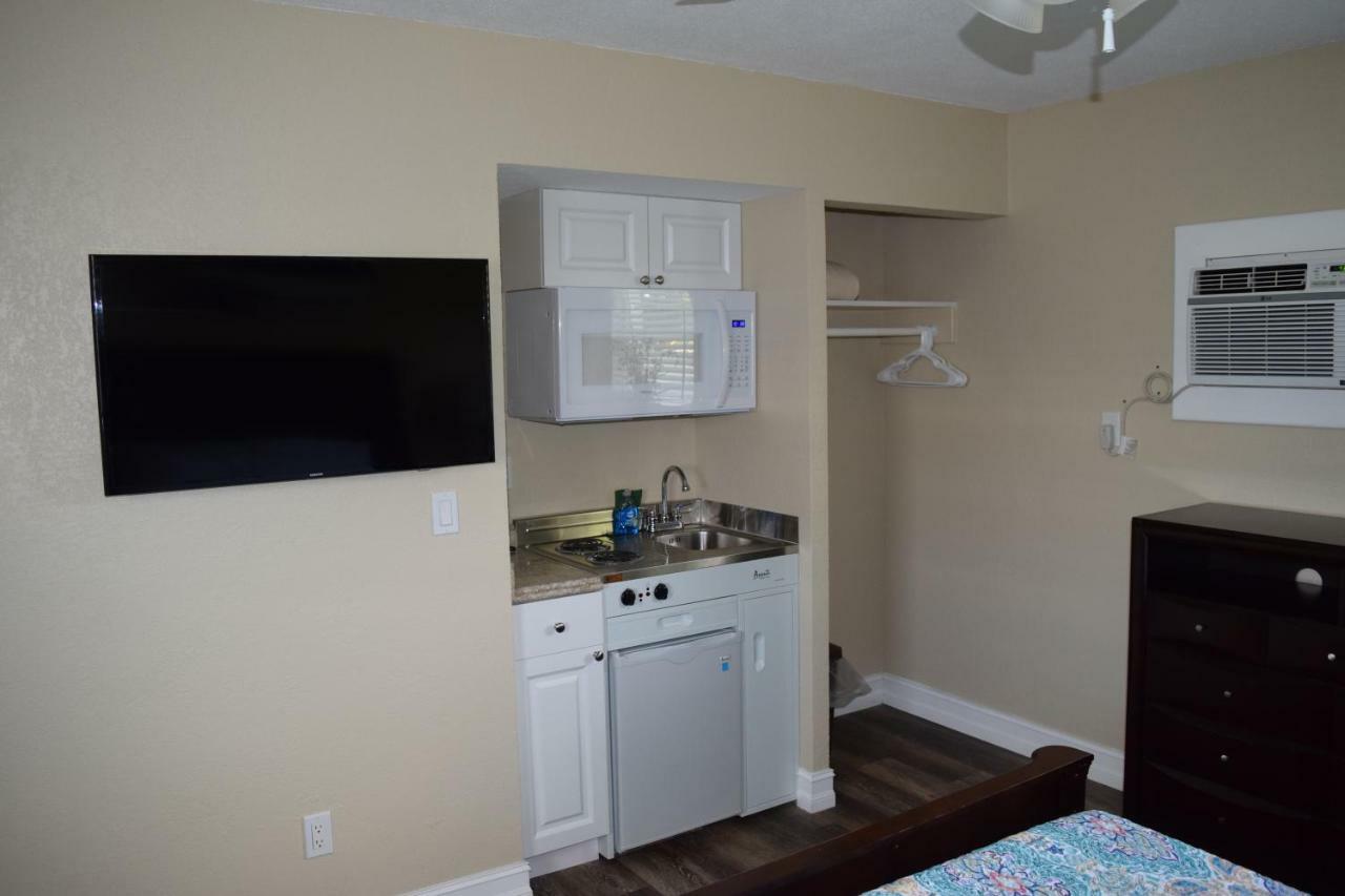 Caribbean Shores Jensen Beach Motel Екстериор снимка